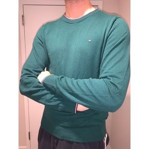 Tommy Hilfiger sweater in green color
